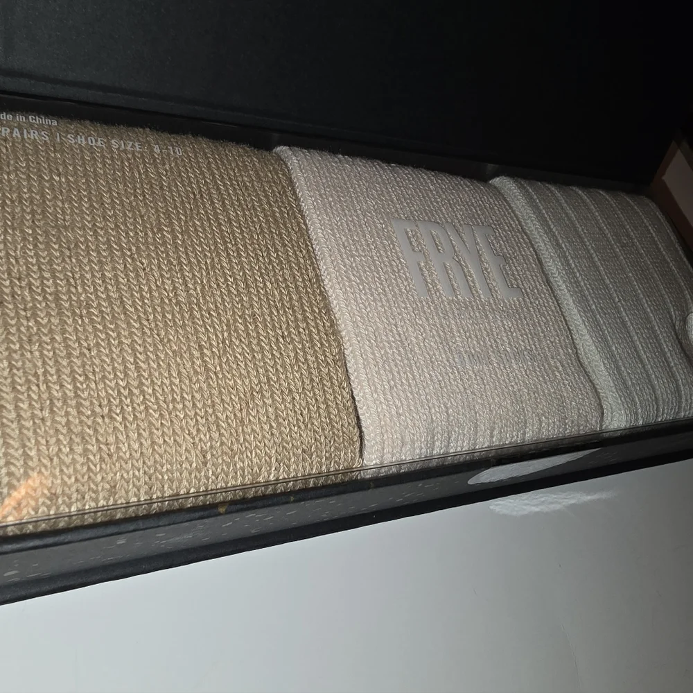 Frye Gift Box with 3 Pairs of Socks